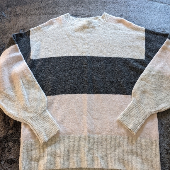 Multi pack sweaters - Picture 6 of 16
